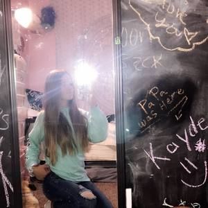 Meet your Posher, Abigail